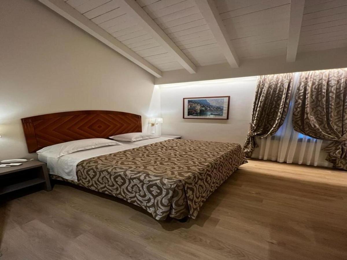 Savoia Hotel Country House Bologna Bagian luar foto