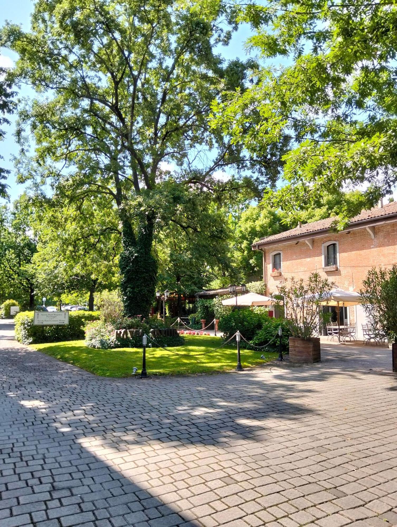 Savoia Hotel Country House Bologna Bagian luar foto